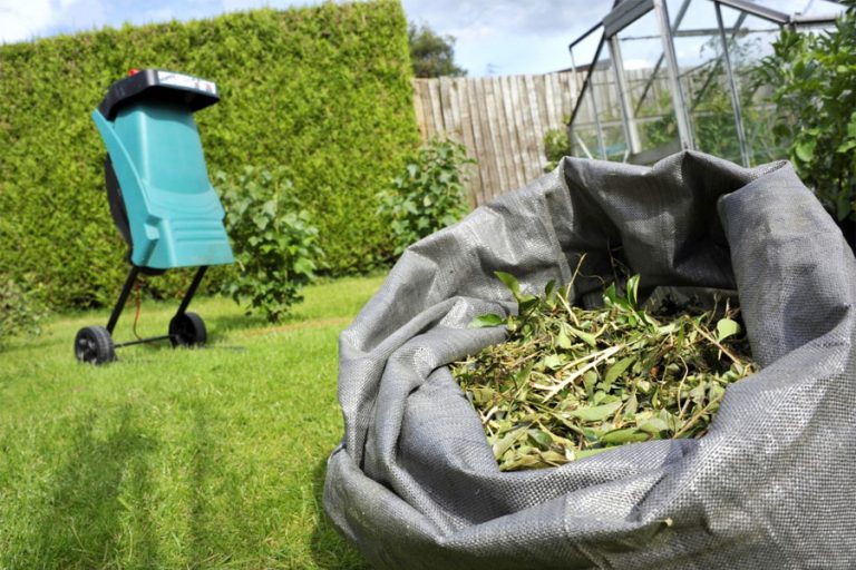 Why Buying a Garden Shredder Is a Worthwhile Investment