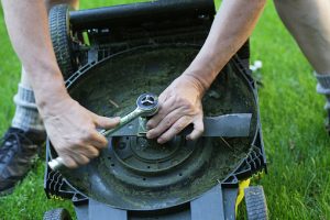 lawnmower blade