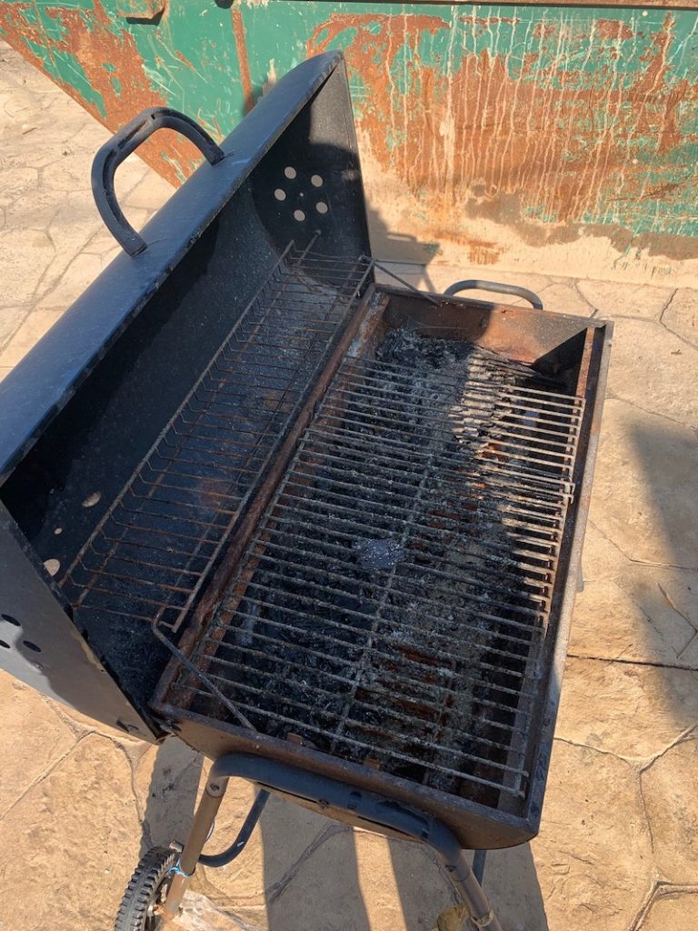 How to Clean a Gas or Charcoal Grill