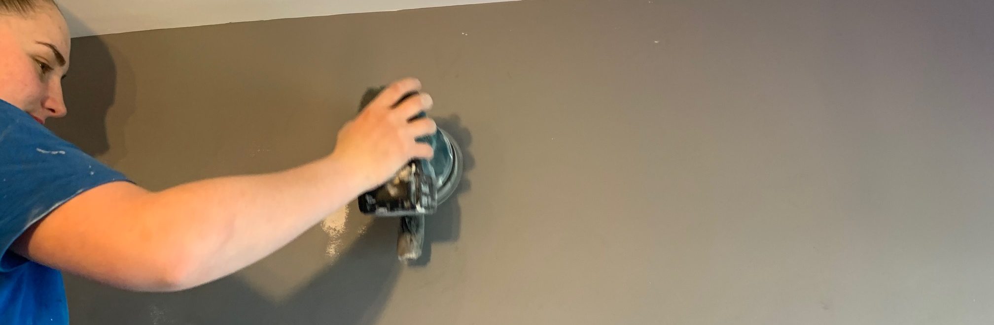 Best orbital sander[UK]: Top Dewalt, Makita, and Bosch palm sanders reviewed