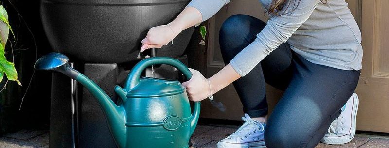Charles Bentley Ward 210L Garden Round Plastic Water Butt - stand is an ideal height for a medium to large sized watering can
