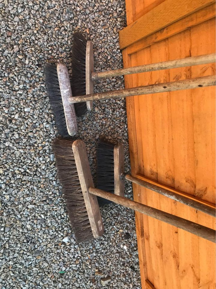 UK's best garden brooms: heavy duty stiff and soft headed yard brooms  tested for sweeping up leaves and finer substrate » Shetland's Garden Tool  Box