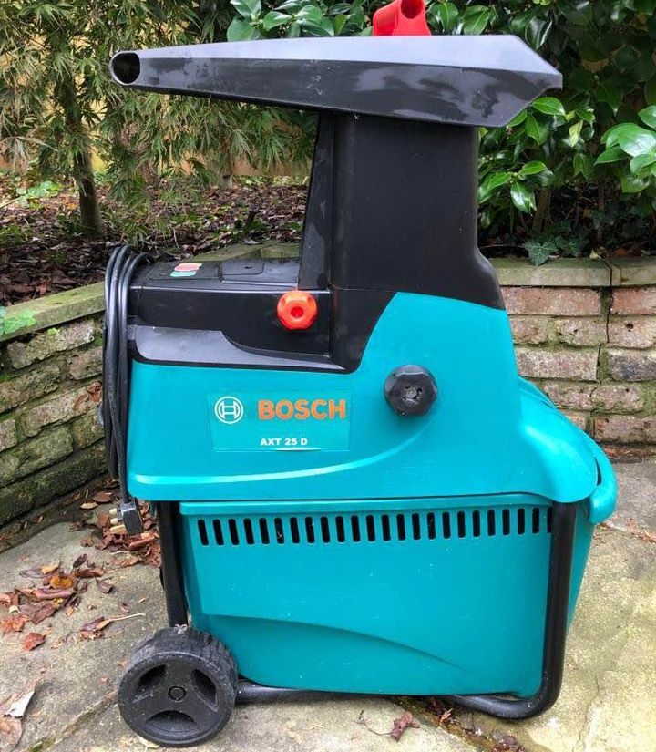 Bosch AXT 25 D Quiet Garden Shredder