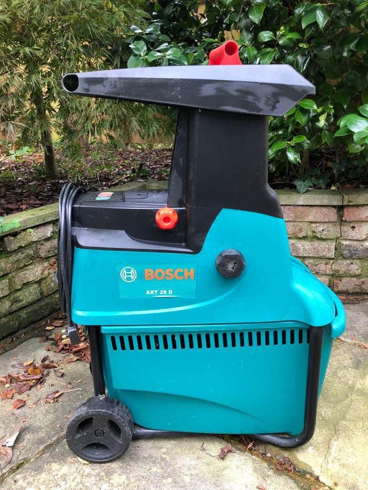 https://www.gardentoolbox.co.uk/wp-content/uploads/2021/12/Bosch-garden-shredder.jpeg